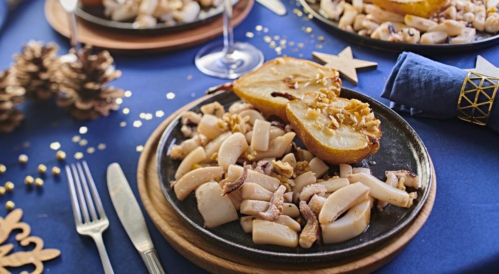 FRICASSÉE DE SEICHE, SAFRAN ET POIRE RÔTIE